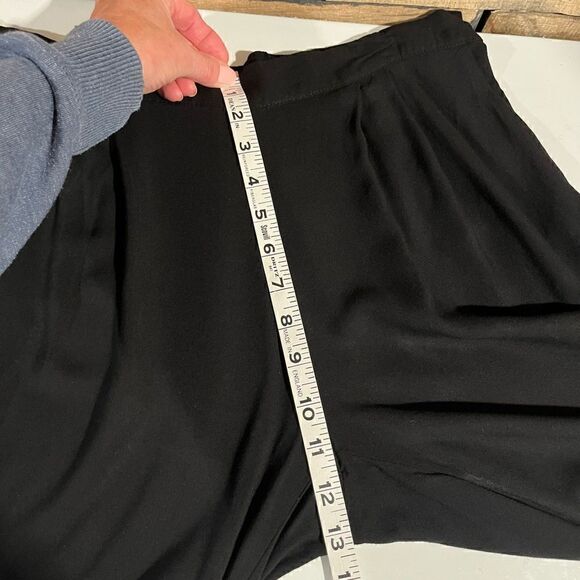 H&M high waisted black trouser - 12 - 🙂 3/$15 - Picture 8 of 8